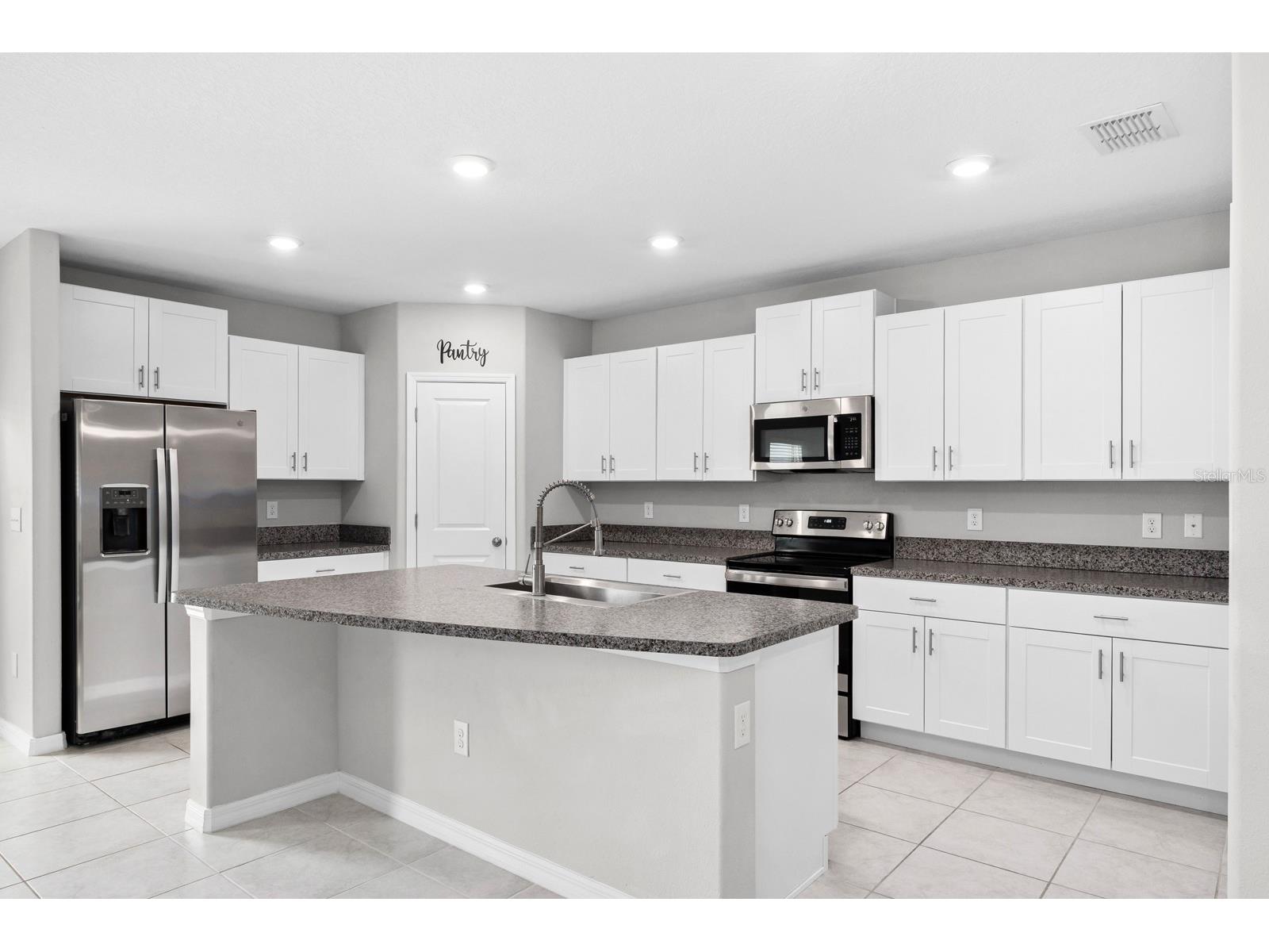 7217 Ronnie Gardens Court Tampa FL 33619 TB8492926 image3