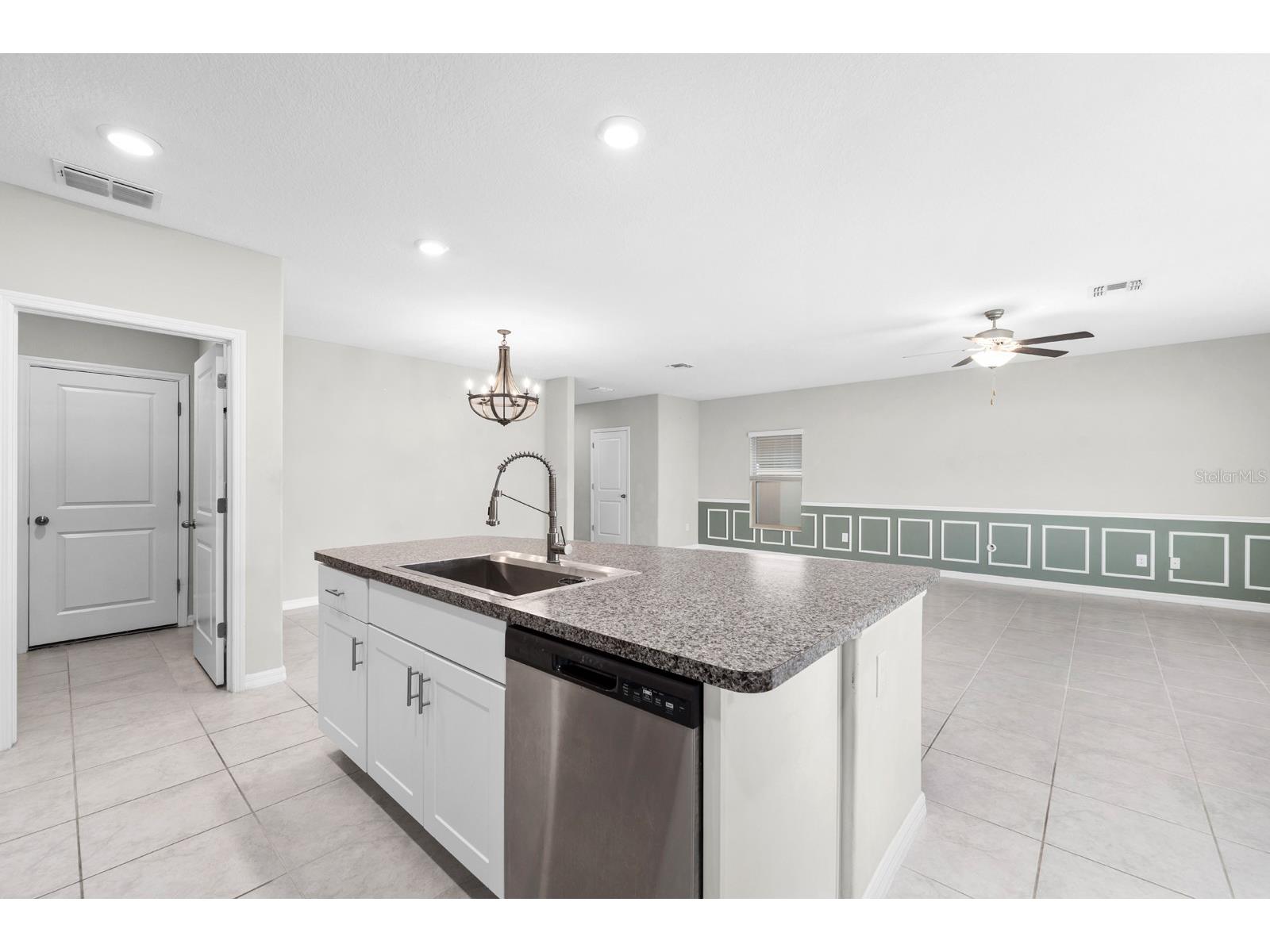 7217 Ronnie Gardens Court Tampa FL 33619 TB8492926 image5