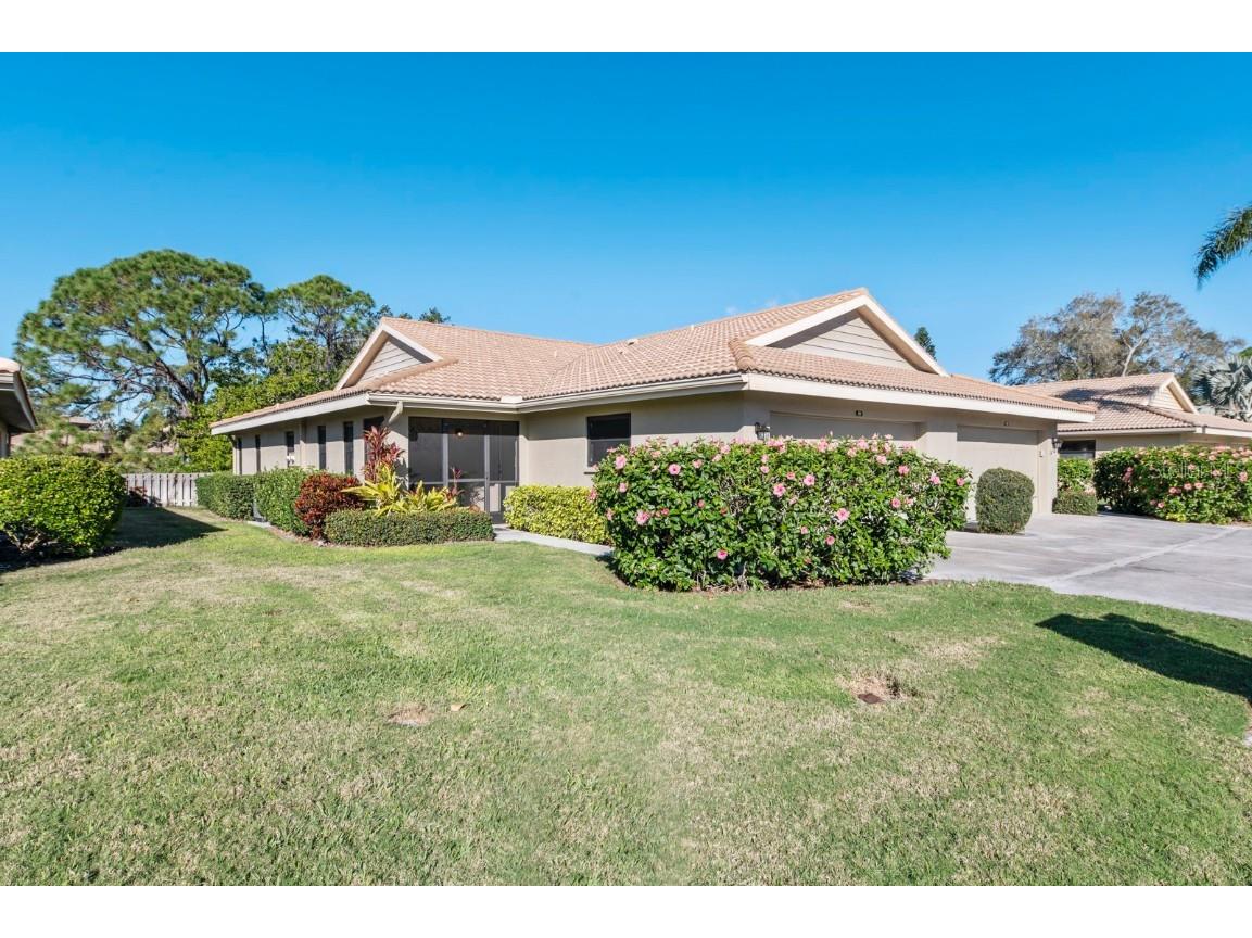 7217 Wood Creek Drive #20 Sarasota FL 34231 A4598710 image1