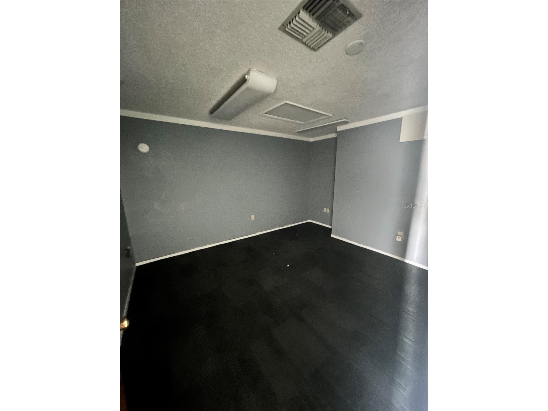 7218 Congress St. New Port Richey FL 34653 TB8500886 image5