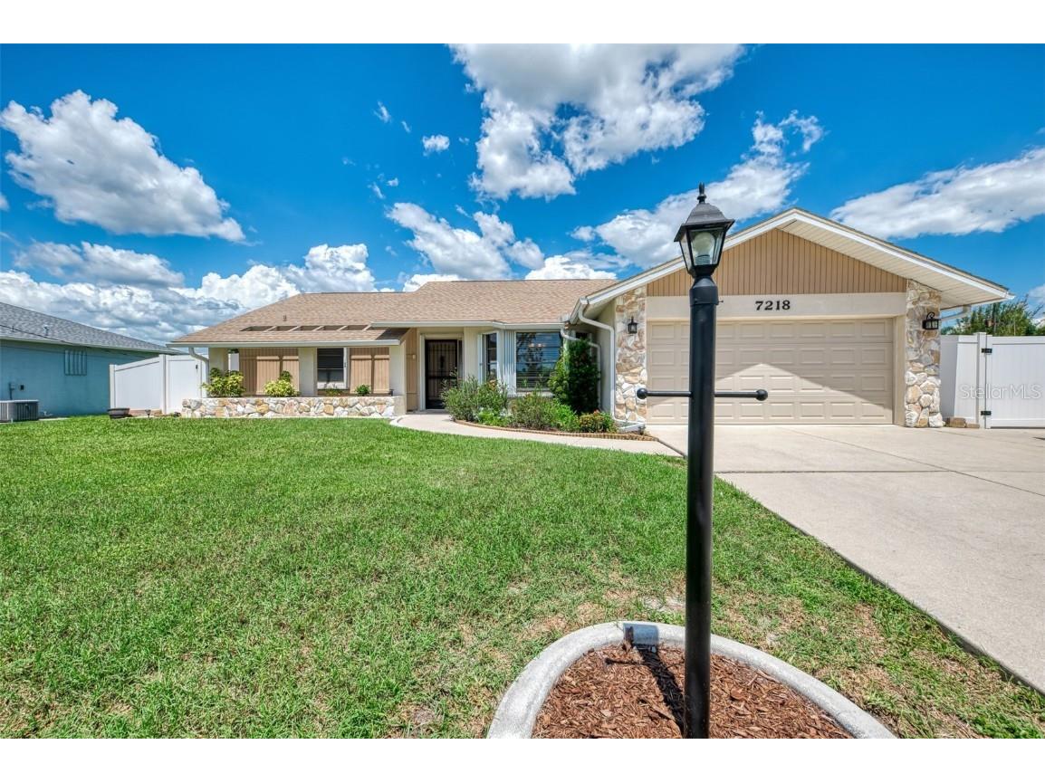 7218 Darlington Street Englewood FL 34224 D6142848 image1