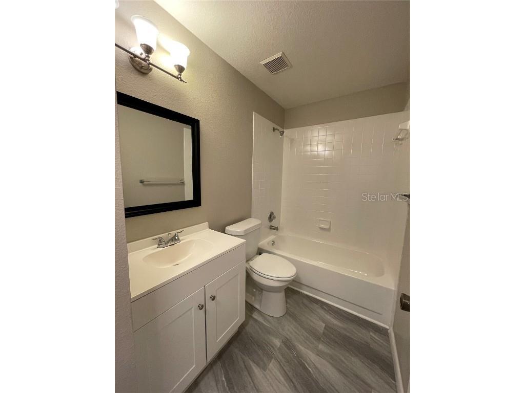 7218 E Bank Dr Tampa FL 33617 TB8453999 image12