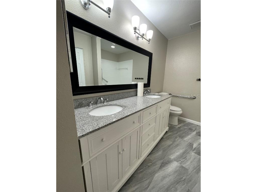 7218 E Bank Dr Tampa FL 33617 TB8453999 image17