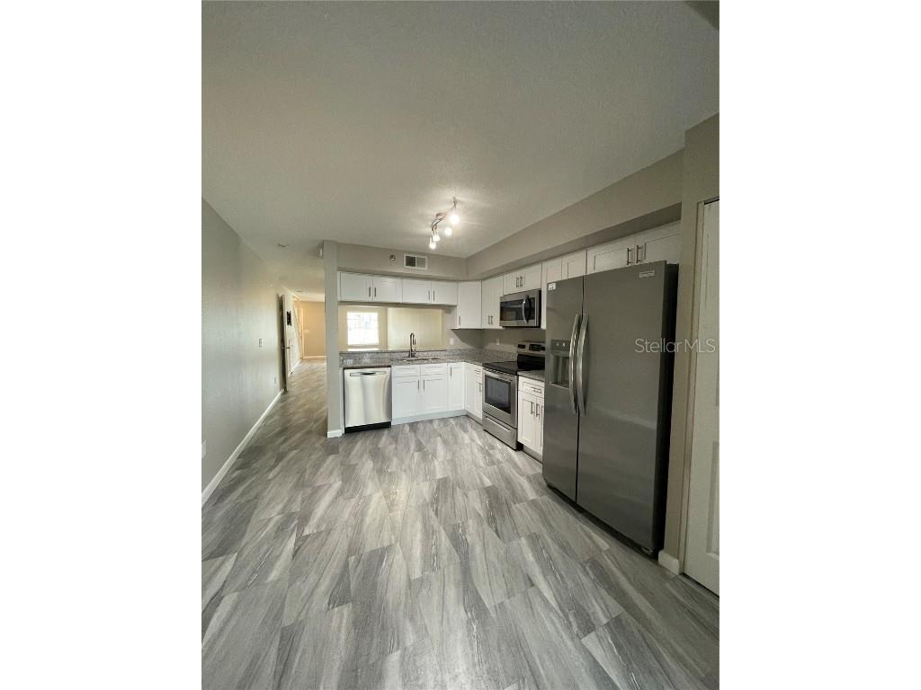 7218 E Bank Dr Tampa FL 33617 TB8453999 image5