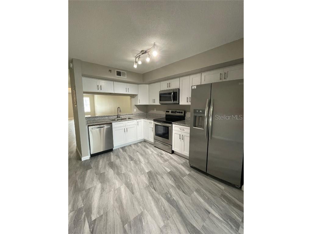 7218 E Bank Dr Tampa FL 33617 TB8453999 image8