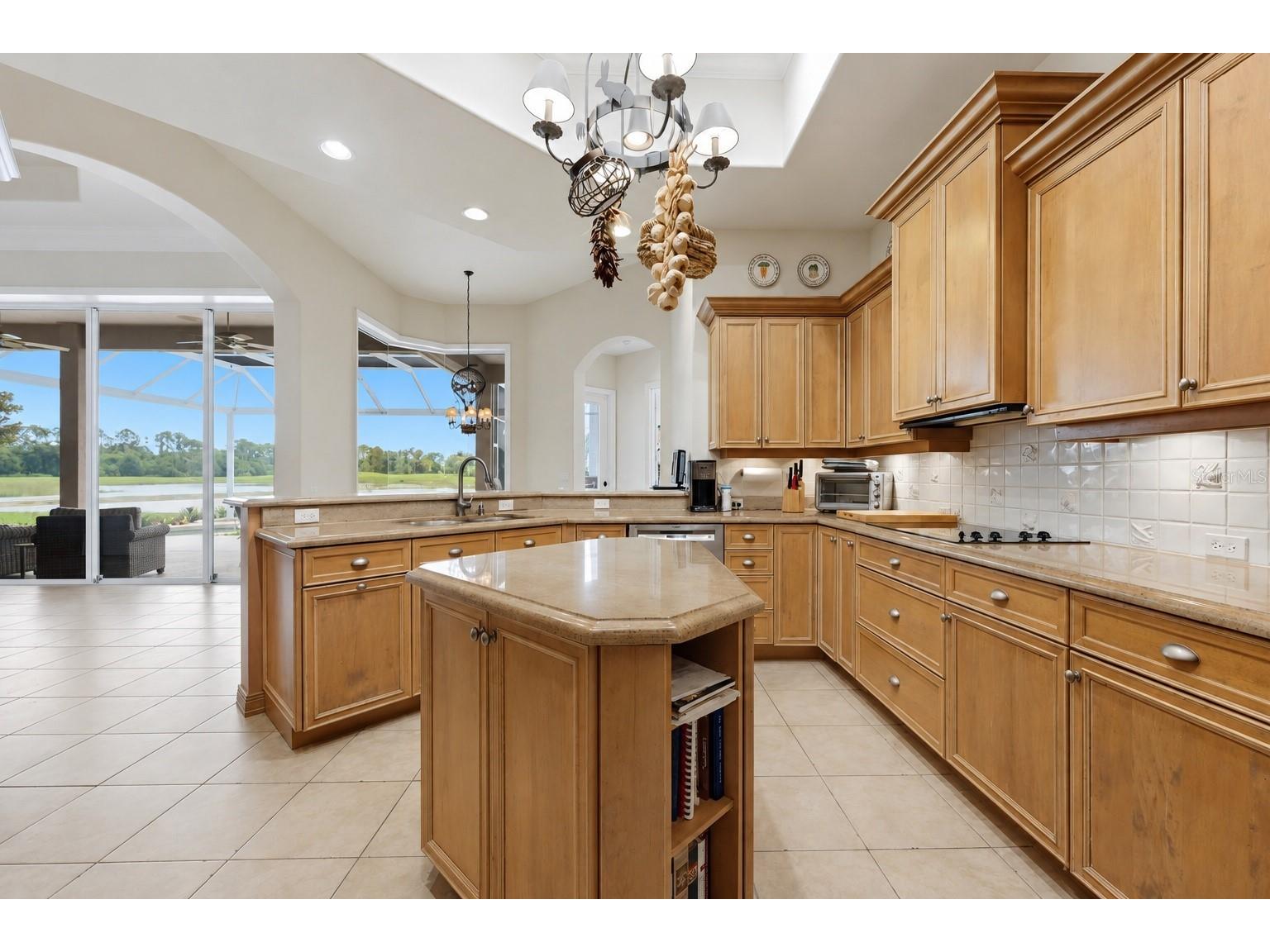 7218 Marlow Place University Park FL 34201 A4697452 image17