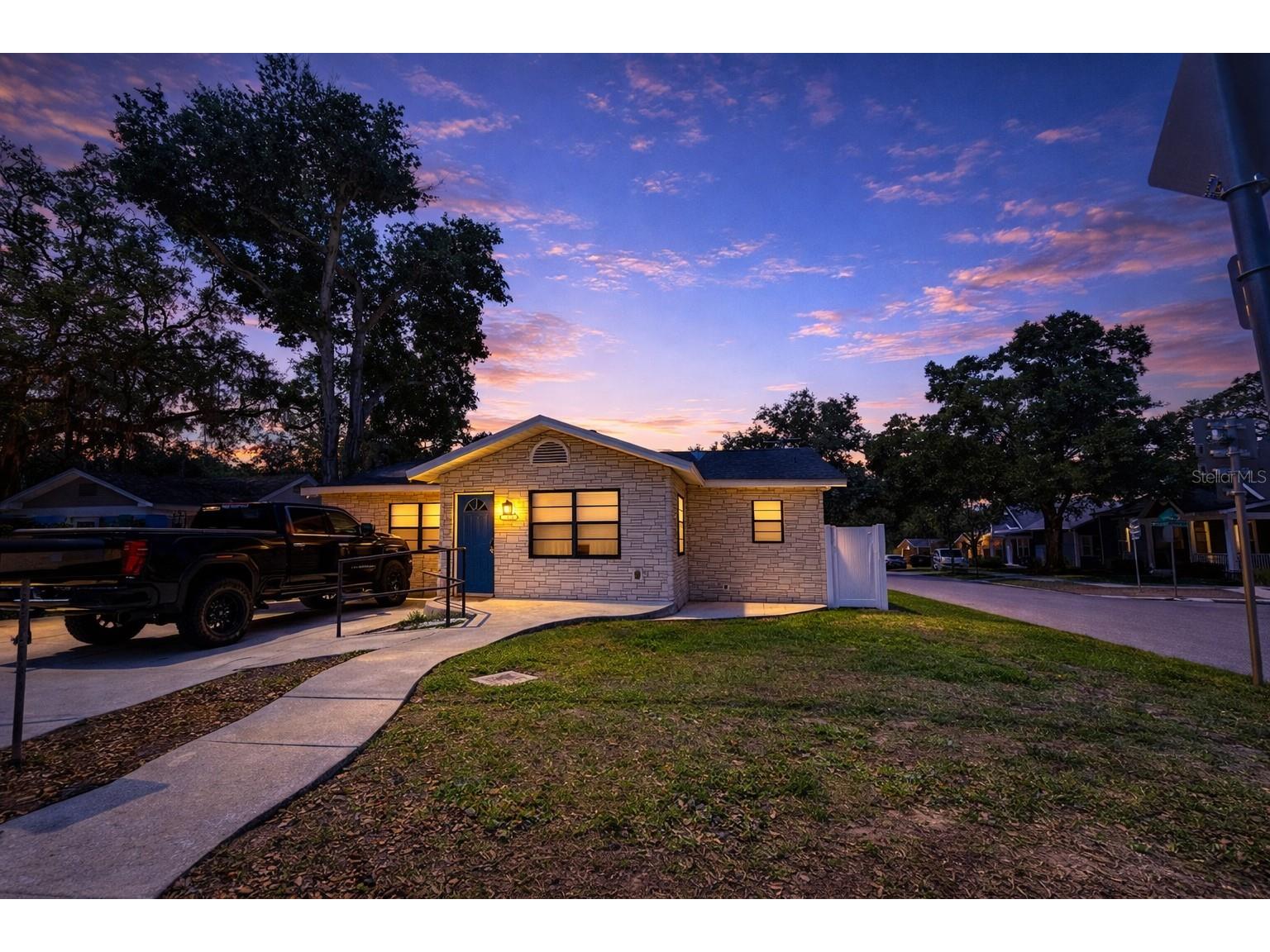 7218 N Highland Avenue Tampa FL 33604 TB8496446 image1