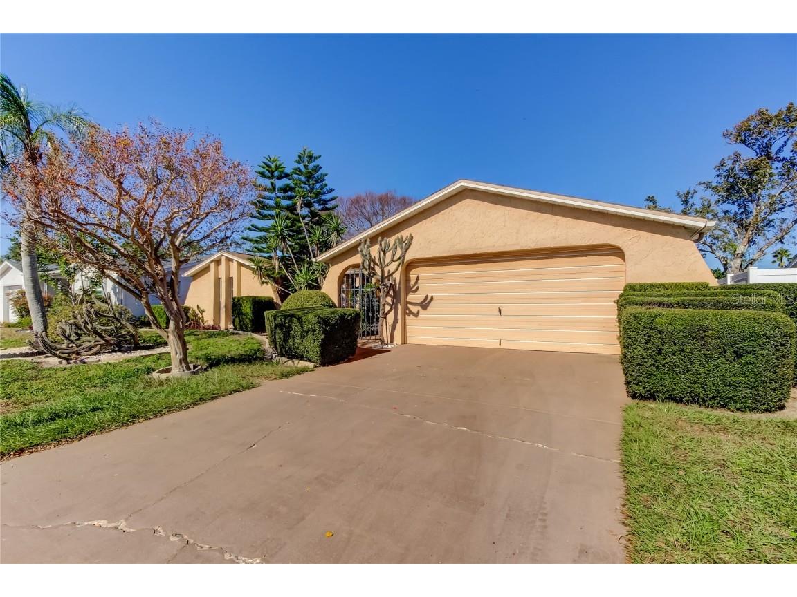 7219 Cay Drive Port Richey FL 34668 W7870185 image1