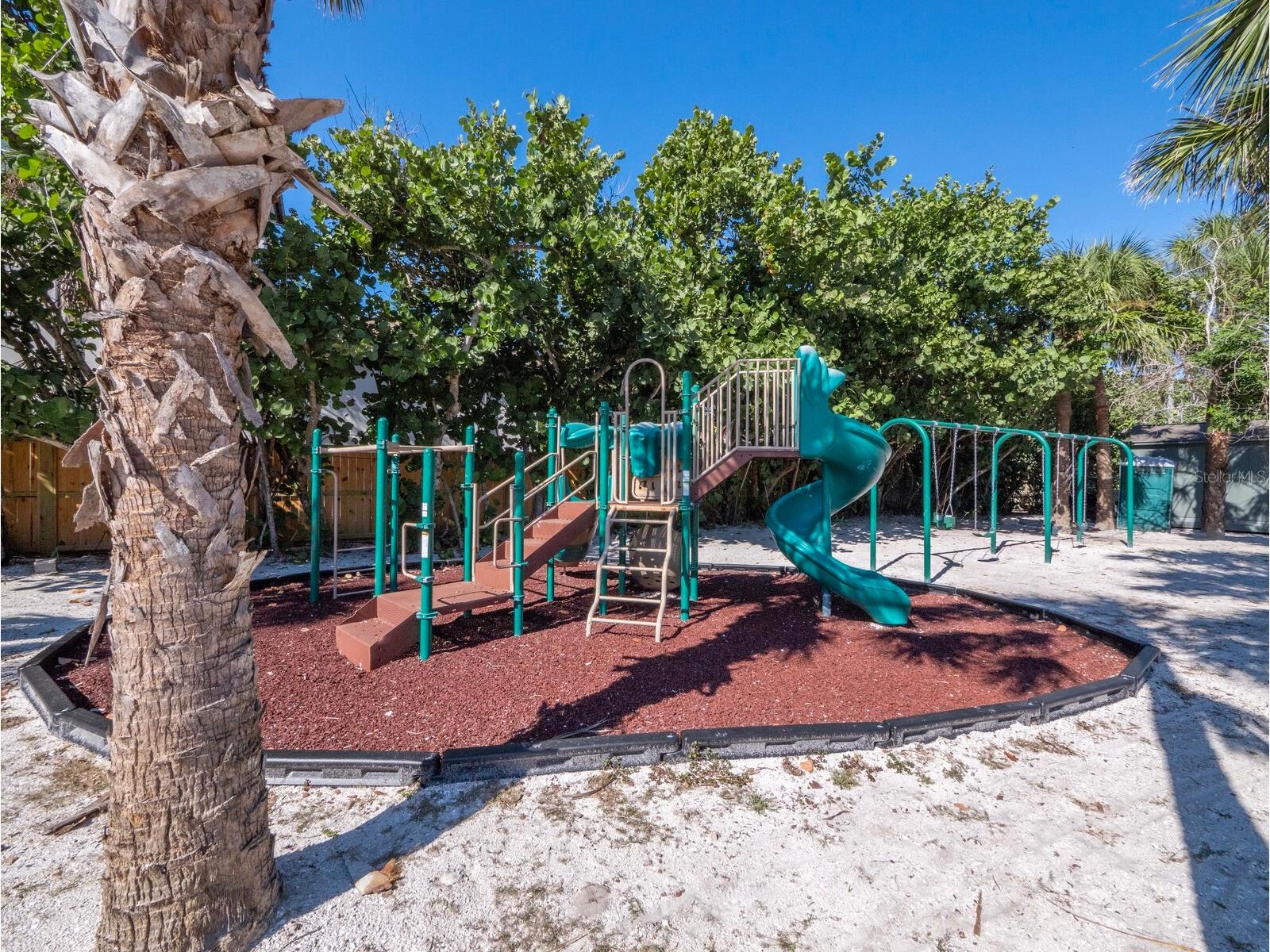 7219 Pine Needle Road Sarasota FL 34242 - HERON LAGOON A4695592 image26