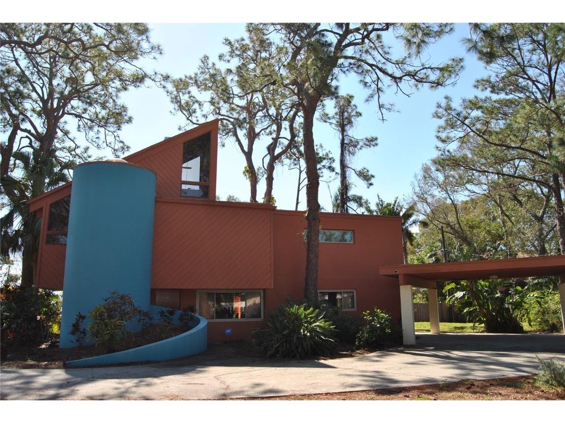 7219 Williams Drive S Saint Petersburg FL 33705 TB8354882 image1