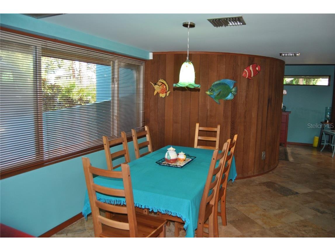 7219 Williams Drive S Saint Petersburg FL 33705 TB8354882 image12