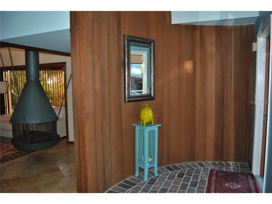 7219 Williams Drive S Saint Petersburg FL 33705 TB8354882 image4