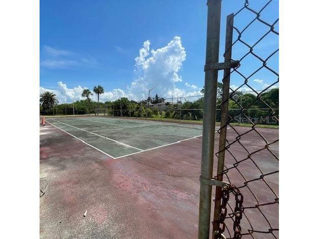 722 116th Avenue N #2004 Saint Petersburg FL 33716 TB8395766 image24