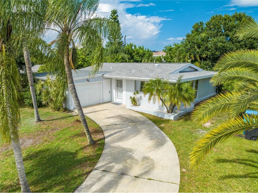 722 Bianca Drive NE Palm Bay FL 32905 S5112632 image1