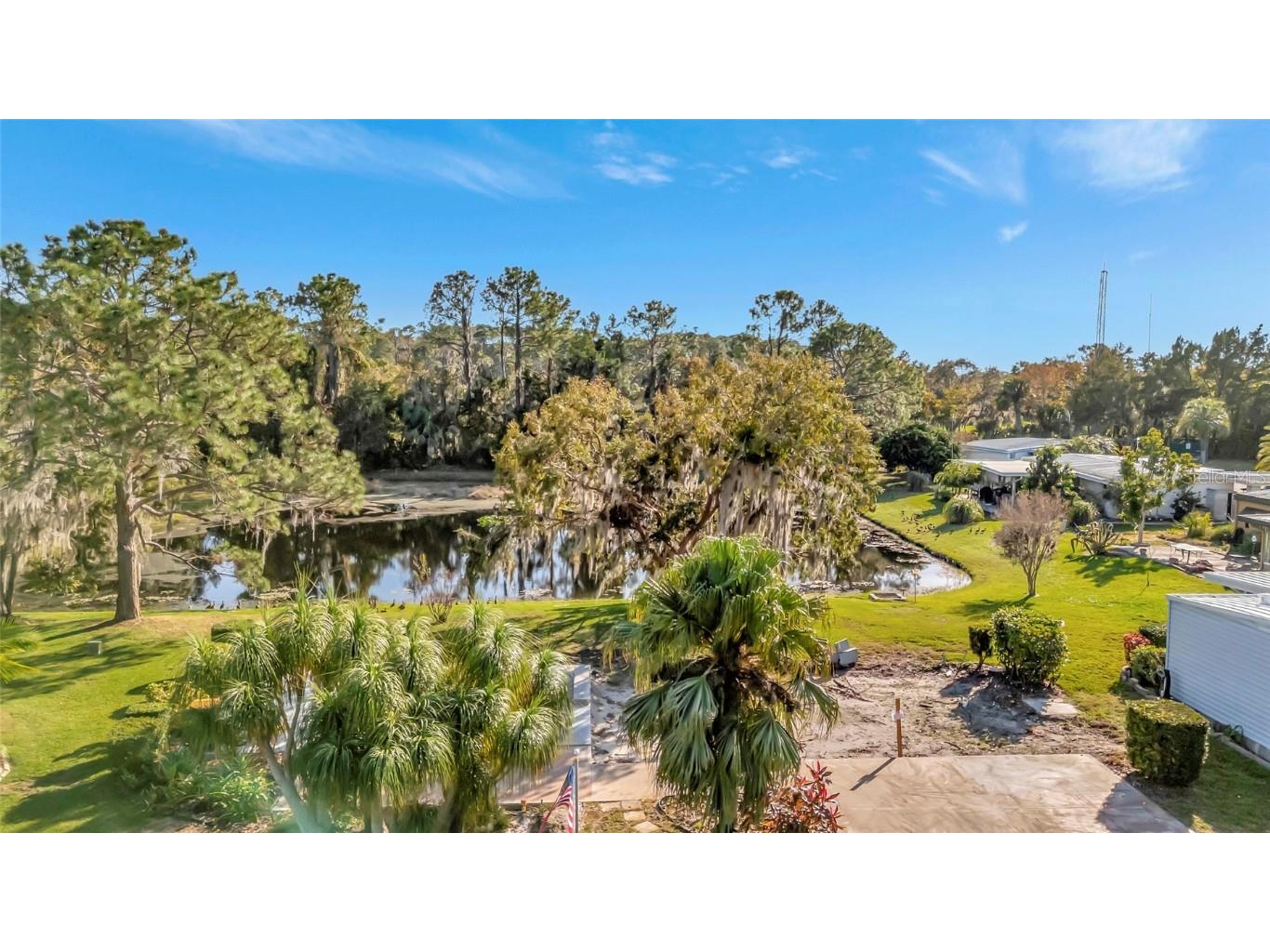 722 Landry Lane Tavares FL 32778 - HARRIS CHAIN OF LAKES G5105160 image14