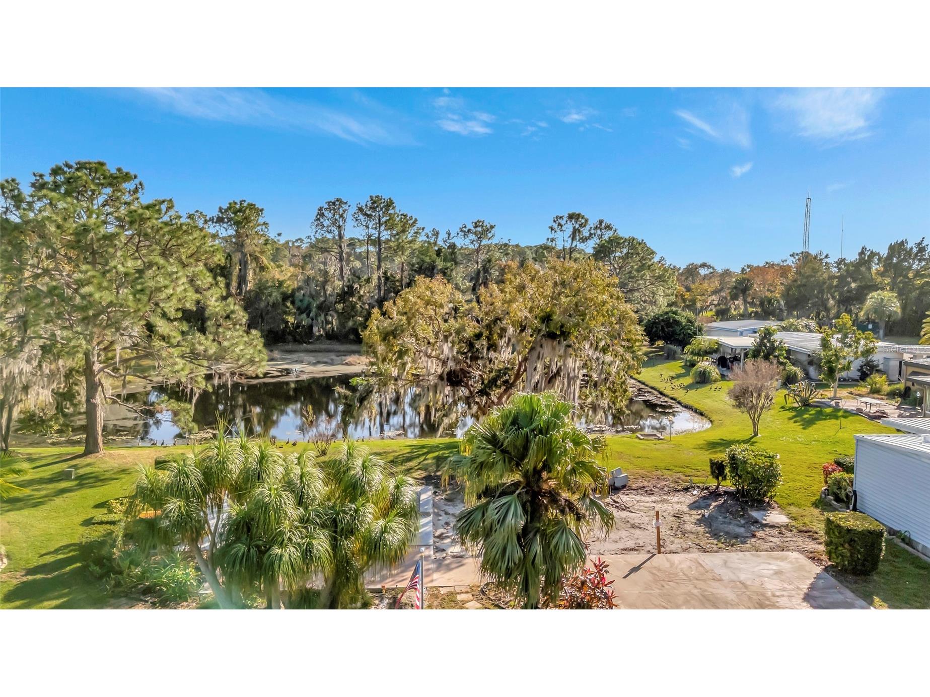 722 Landry Lane Tavares FL 32778 - HARRIS CHAIN OF LAKES G5115196 image11