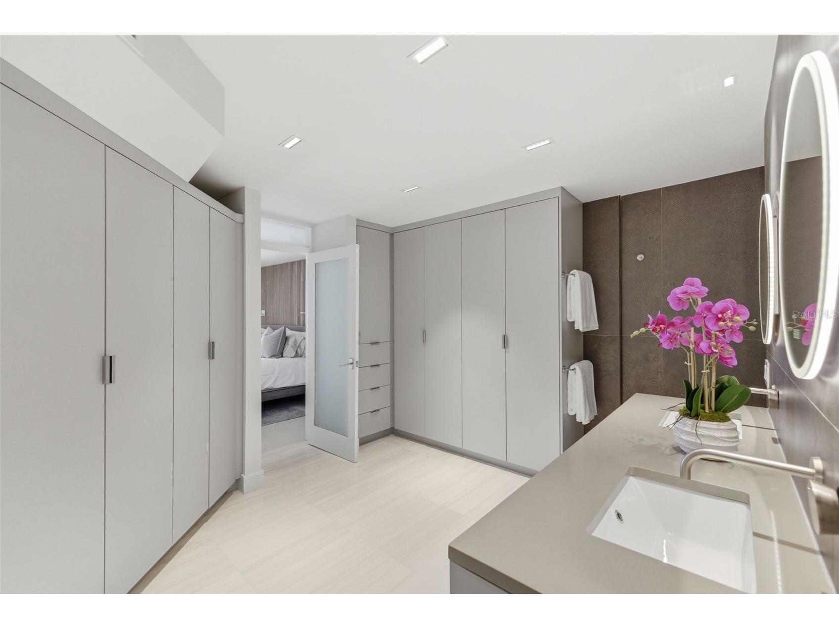722 Pinellas Bayway S #104 Tierra Verde FL 33715 - GRAND CANAL TB8489523 image44