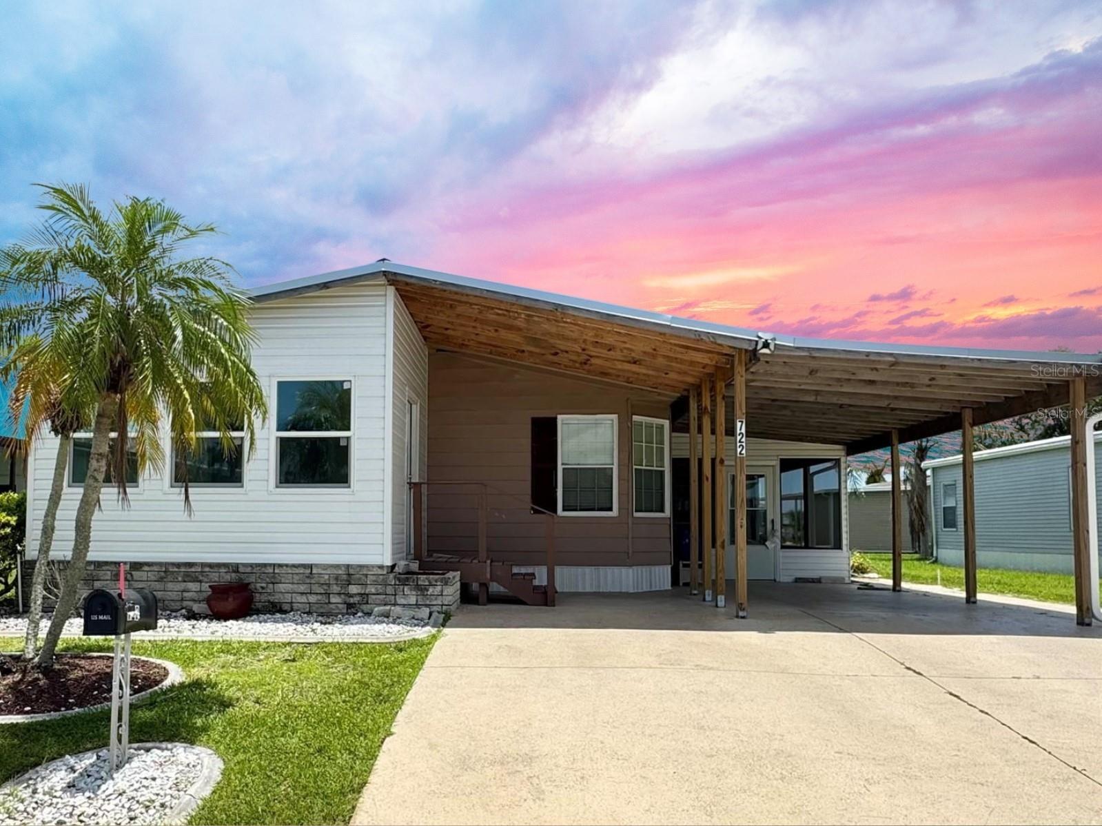 722 Riverview Circle North Port FL 34287 C7512607 image1