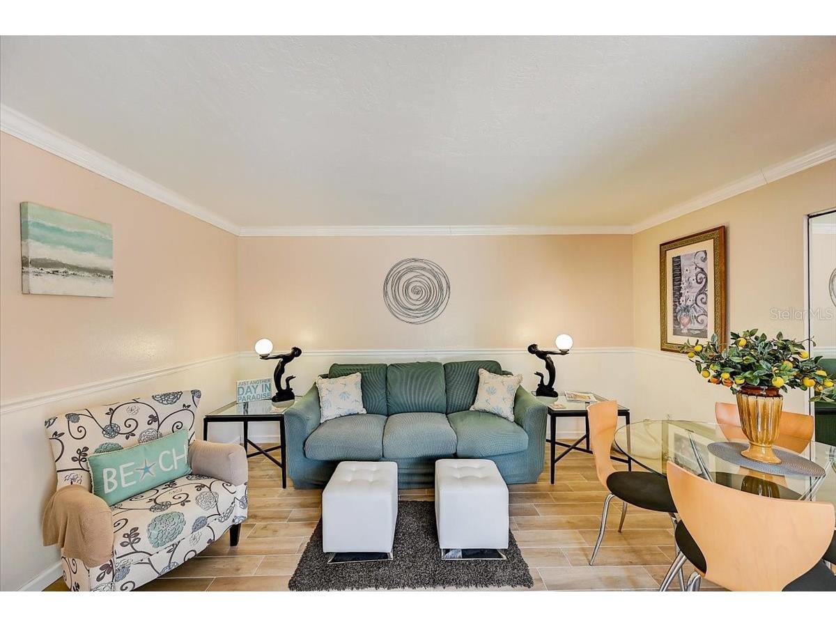 722 S Blvd Of The Presidents #105 Sarasota FL 34236 TB8488529 image5