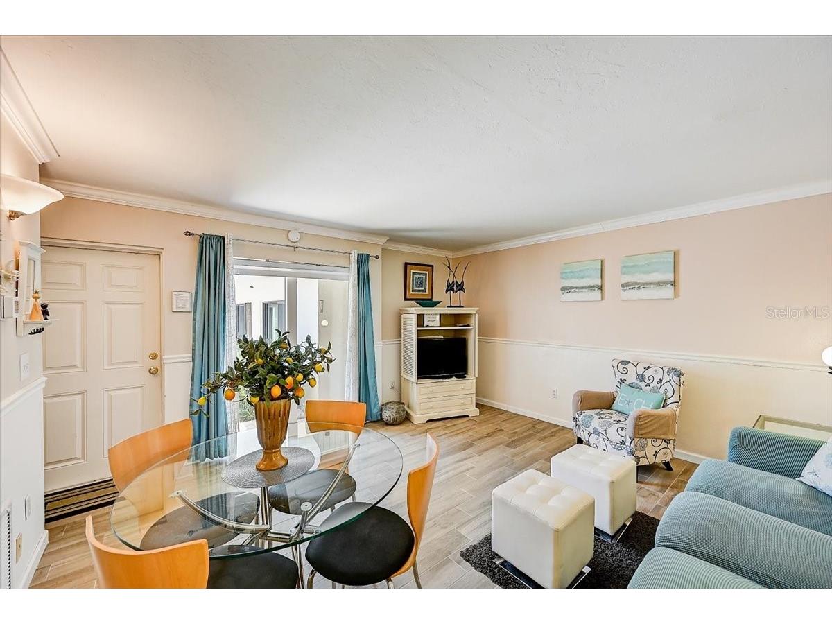 722 S Blvd Of The Presidents #105 Sarasota FL 34236 TB8488529 image7