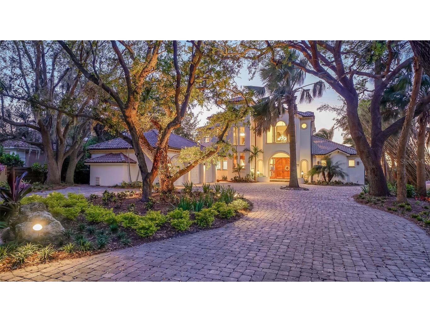 722 Sarabay Road Osprey FL 34229 - LITTLE SARASOTA BAY A4551306 image1