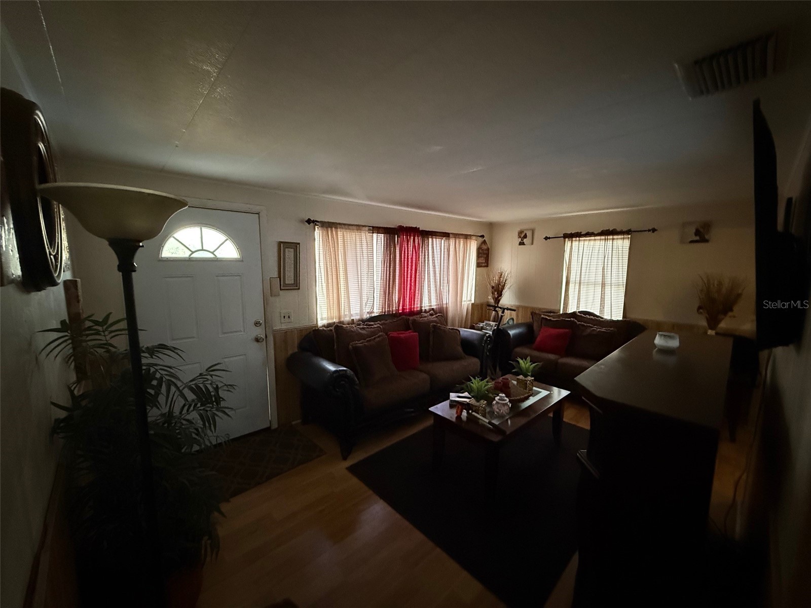 722 W Maud Street Tavares FL 32778 G5107669 image10