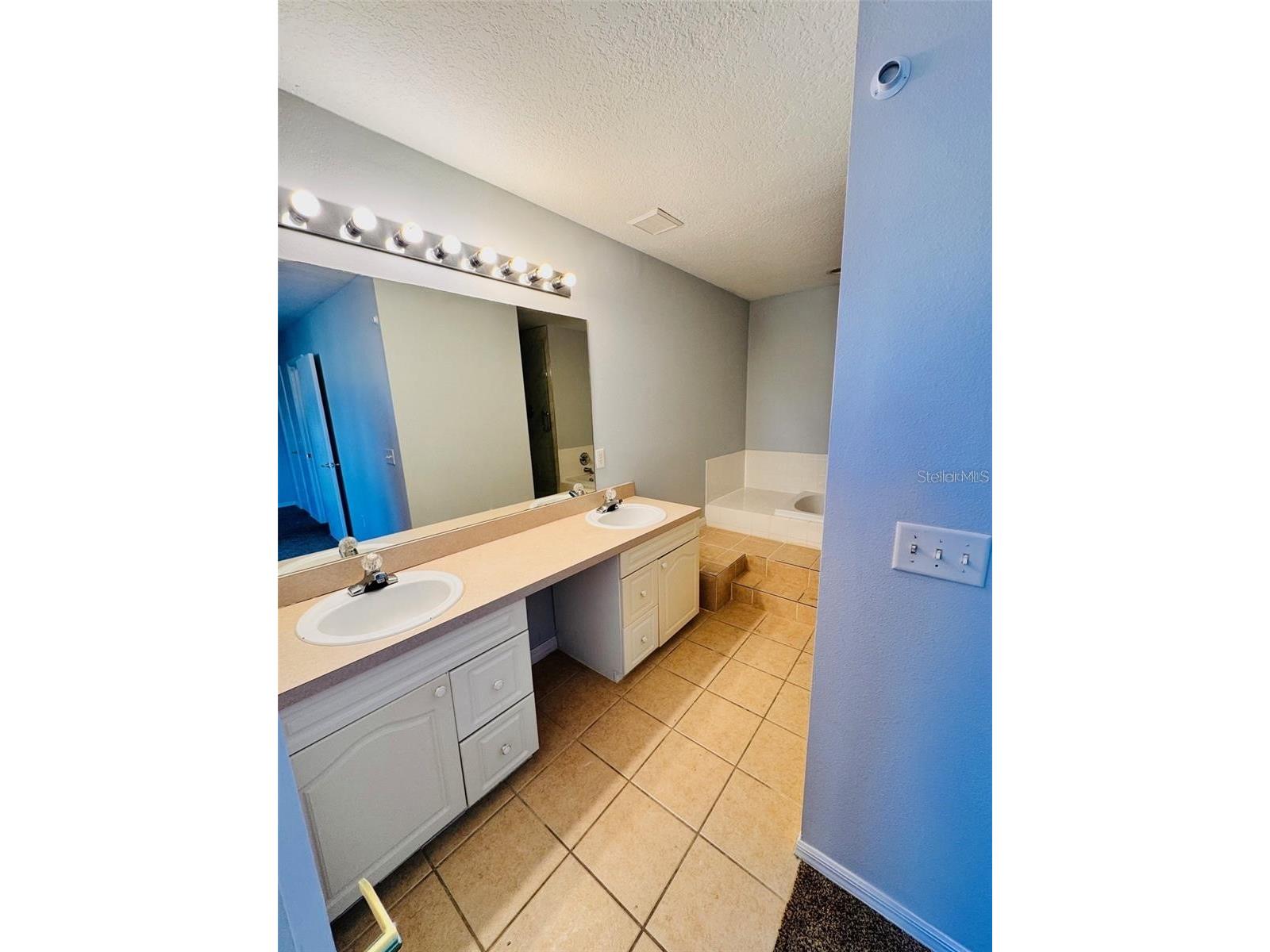 722 Washington Palm Loop Davenport FL 33897 TB8499463 image23