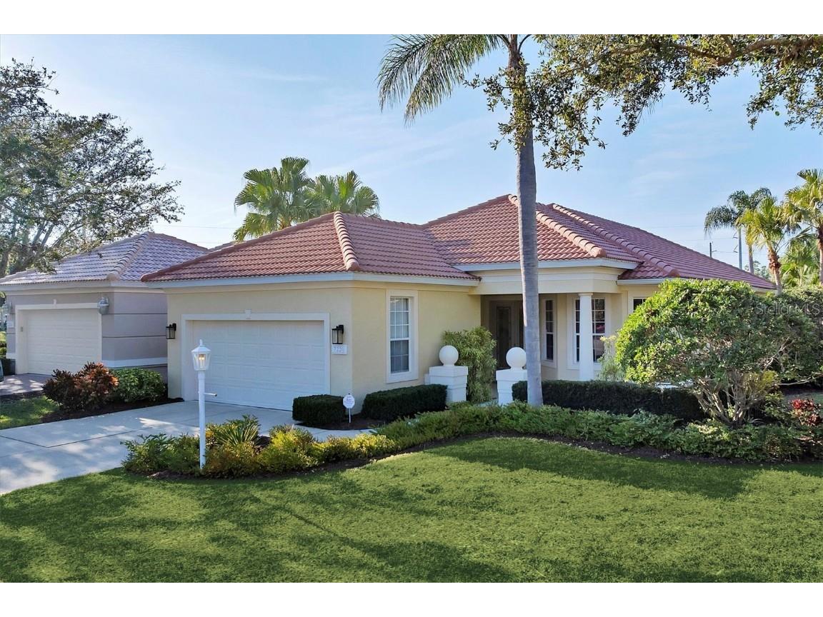 7220 Kensington Court University Park FL 34201 - No name A4637579 image1