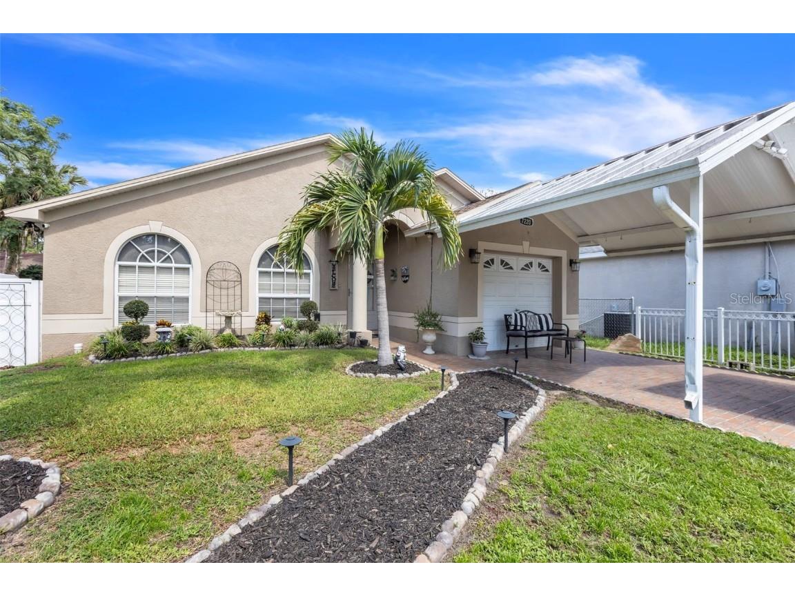 7220 N Amos Avenue Tampa FL 33614 TB8404596 image1