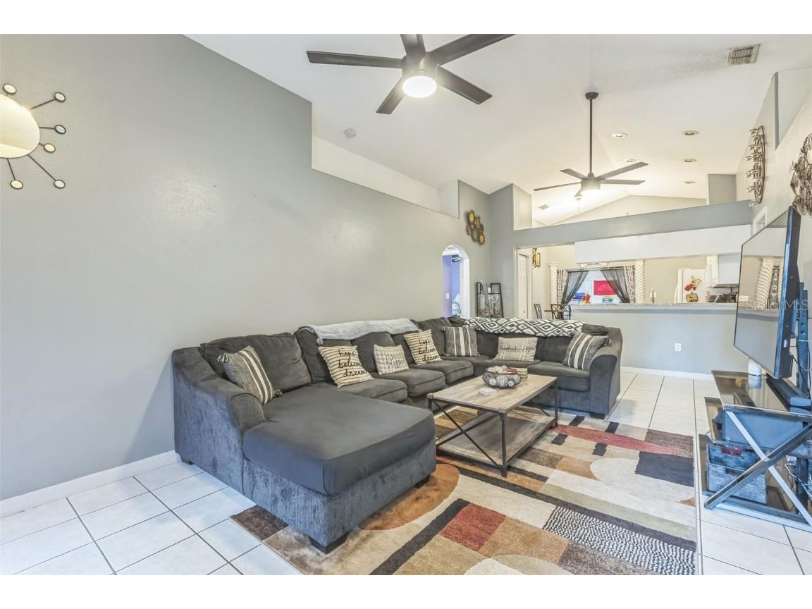 7220 N Amos Avenue Tampa FL 33614 TB8404596 image3