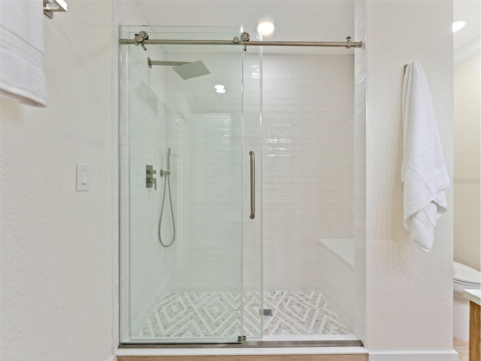 7220 Sunshine Drive S Saint Petersburg FL 33705 TB8418923 image17