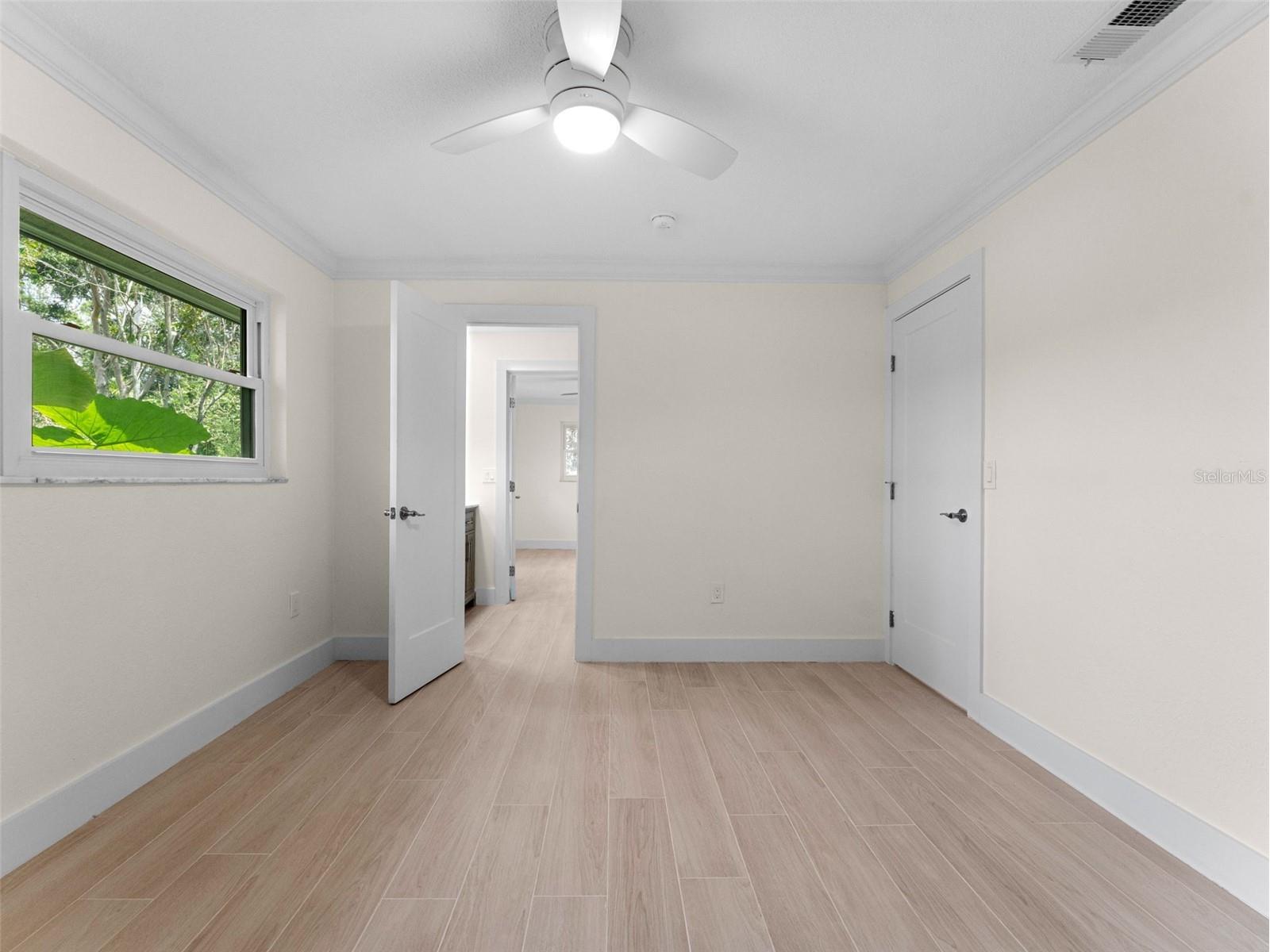 7220 Sunshine Drive S Saint Petersburg FL 33705 TB8418923 image19
