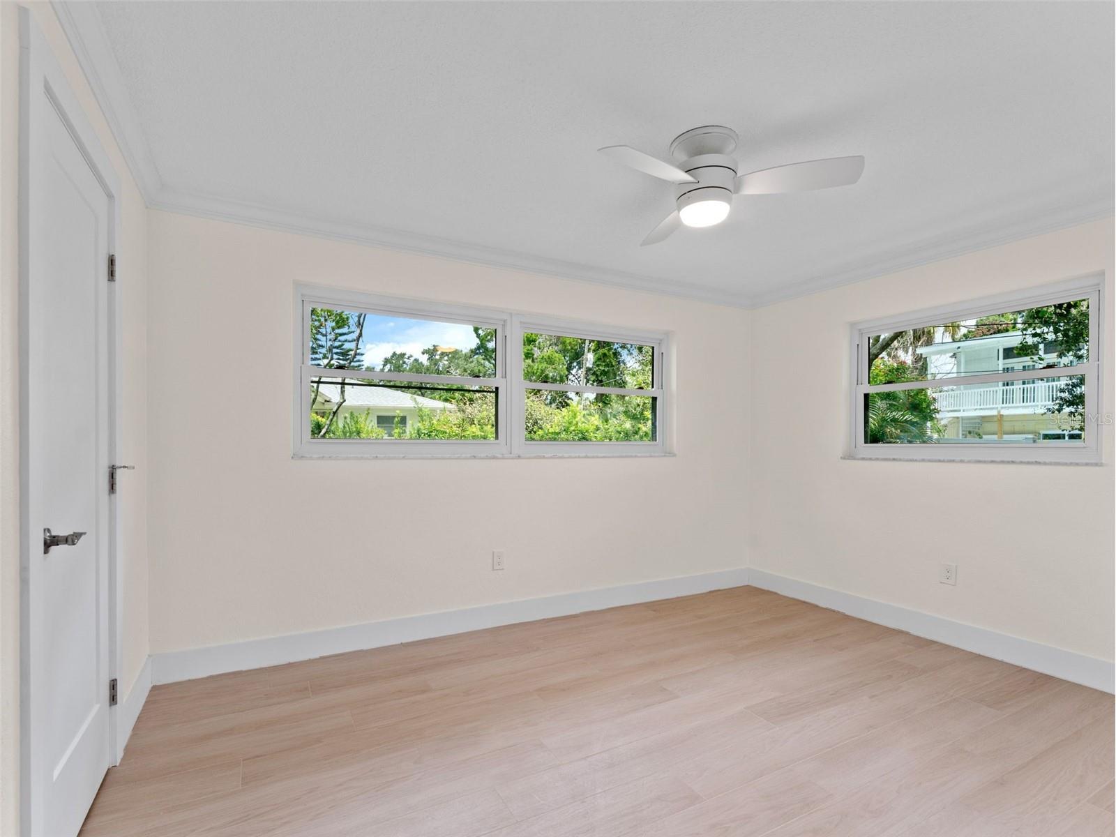 7220 Sunshine Drive S Saint Petersburg FL 33705 TB8418923 image24
