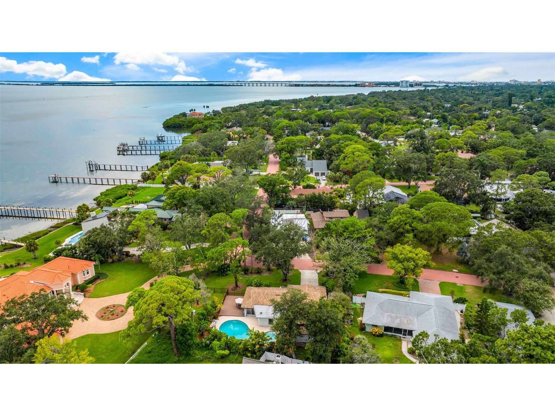 7220 Sunshine Drive S Saint Petersburg FL 33705 TB8418923 image36