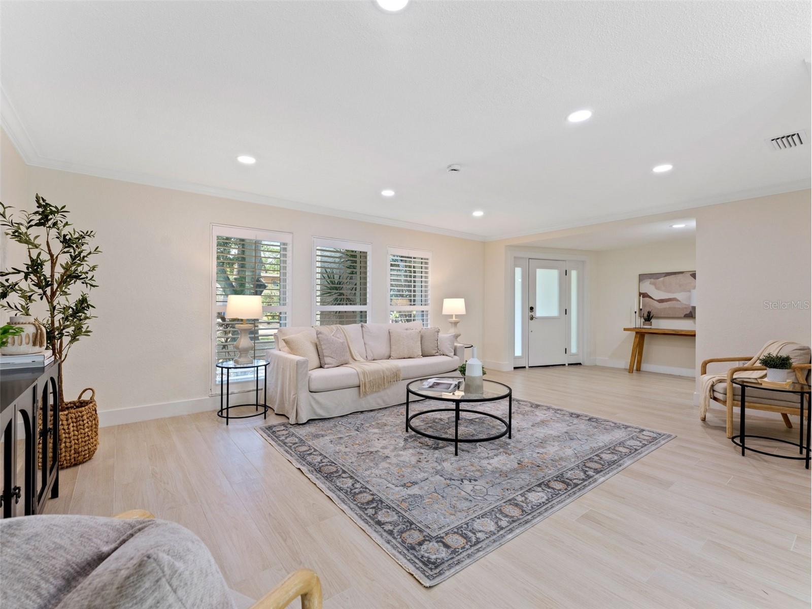 7220 Sunshine Drive S Saint Petersburg FL 33705 TB8418923 image6