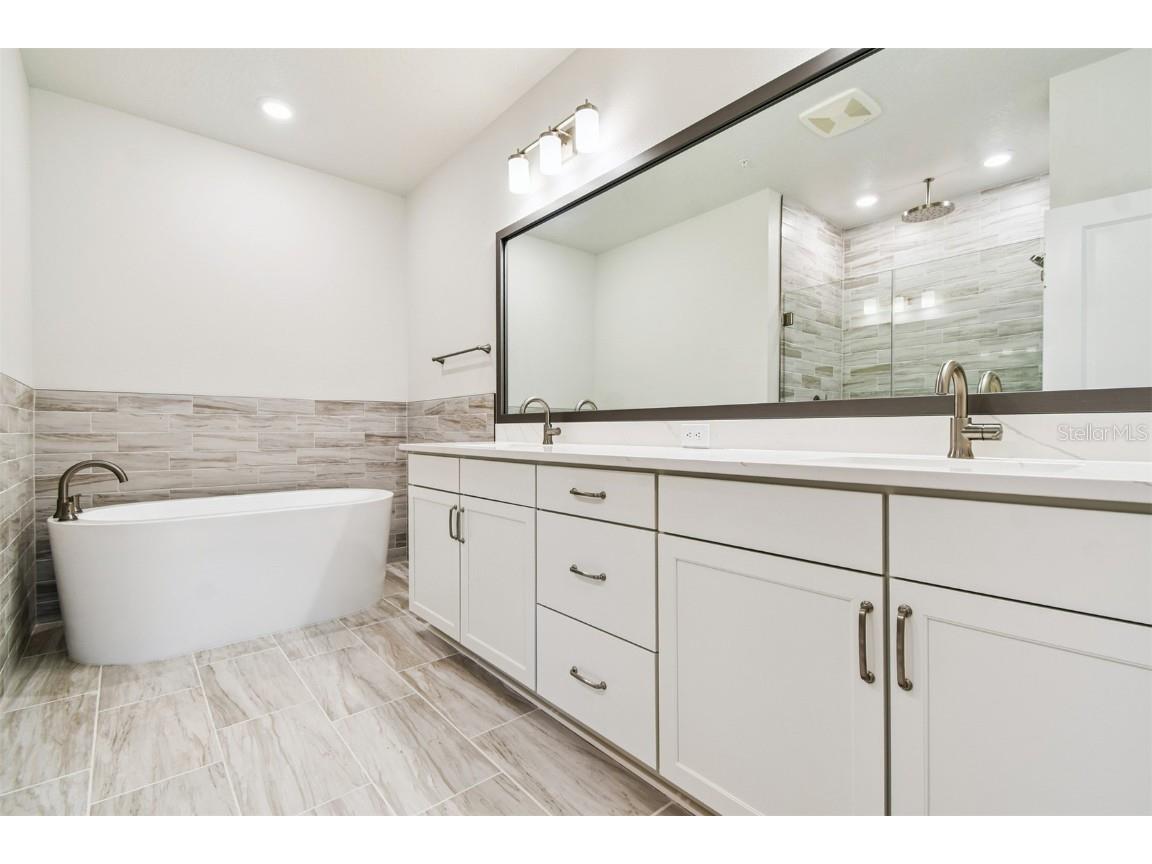 7220 Sutton Lane Sarasota FL 34240 - KINGFISHER LAKE TB8410510 image24