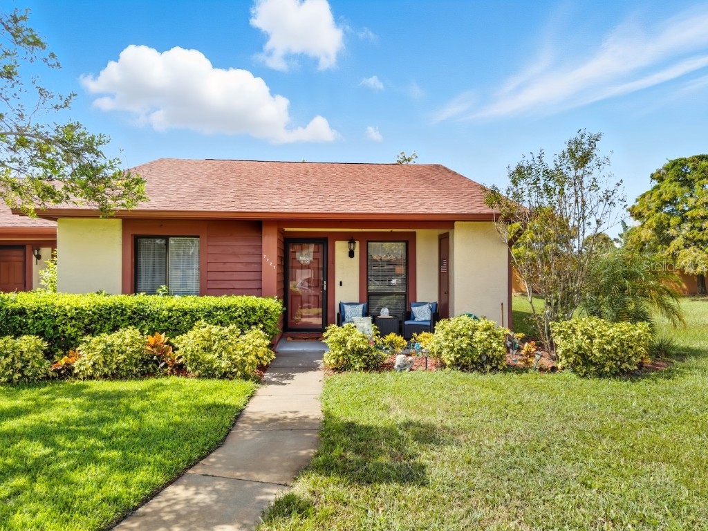 7221 Greystone Drive #D Hudson FL 34667 W7879639 image2