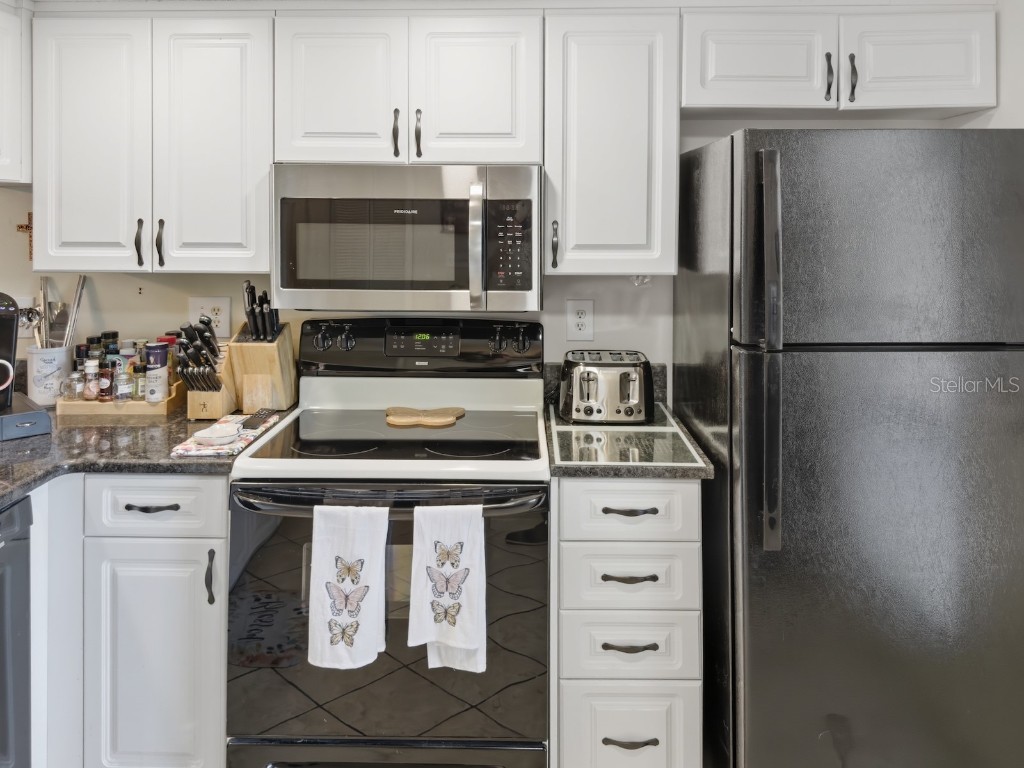 7221 Greystone Drive #D Hudson FL 34667 W7879639 image7