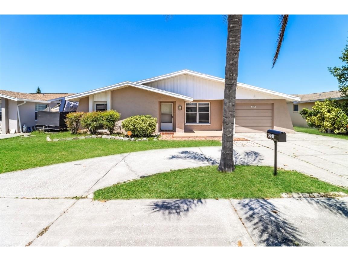 7221 King Arthur Drive Port Richey FL 34668 O6303164 image1