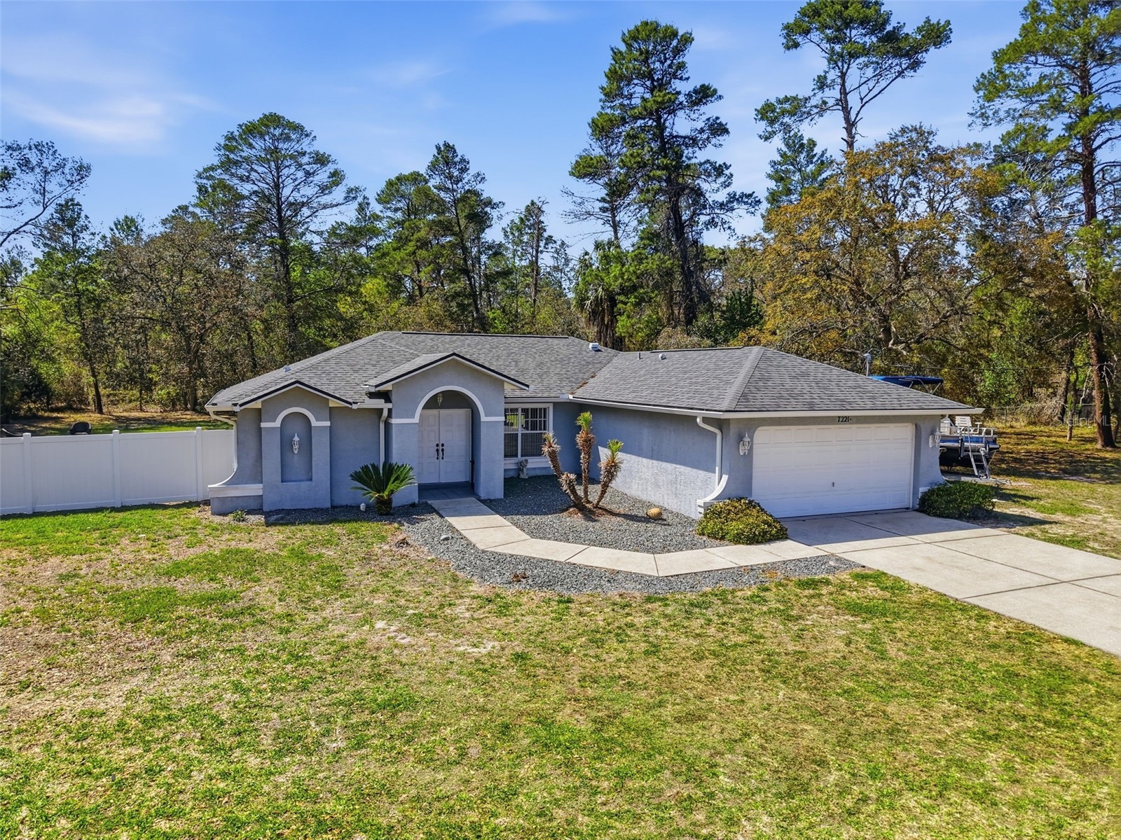 7221 Nightwalker Road Weeki Wachee FL 34613 W7884350 image1