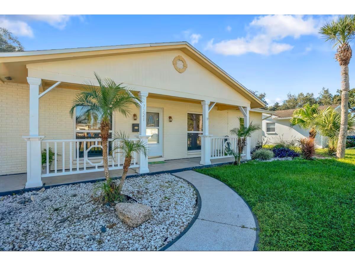 7221 Northbridge Boulevard Tampa FL 33615 TB8457941 image1