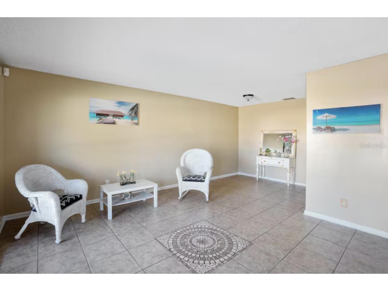 7221 Northbridge Boulevard Tampa FL 33615 TB8457941 image3