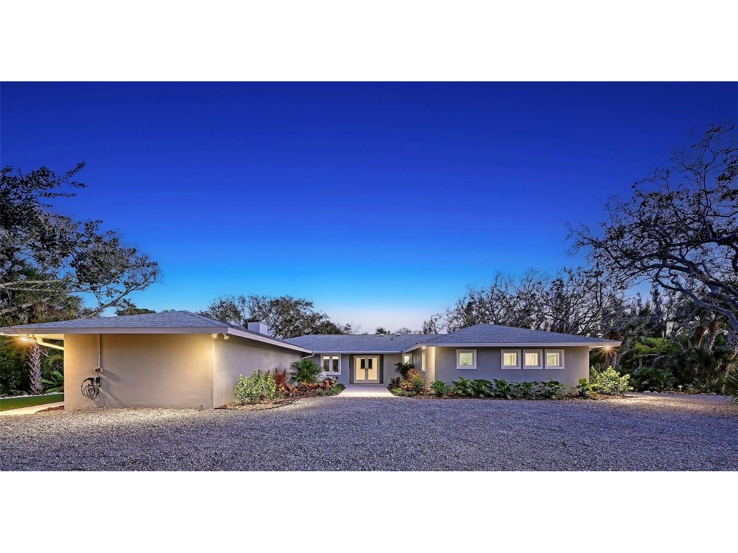 7221 Plovers Way Sarasota FL 34242 - HERON LAGOON A4675508 image1