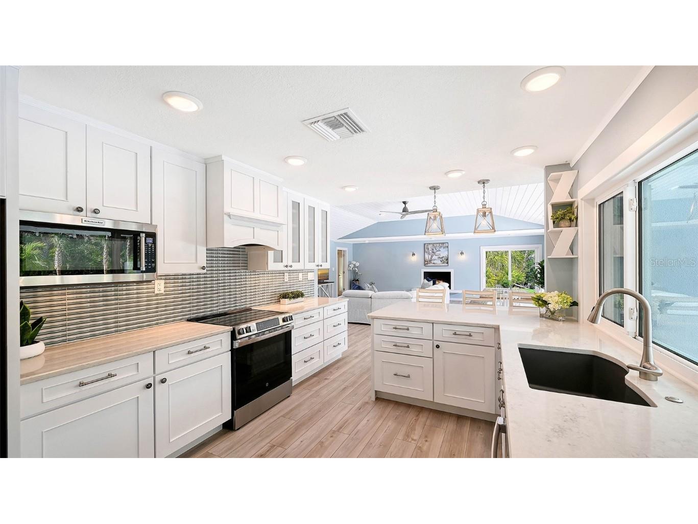 7221 Plovers Way Sarasota FL 34242 - HERON LAGOON A4675508 image18