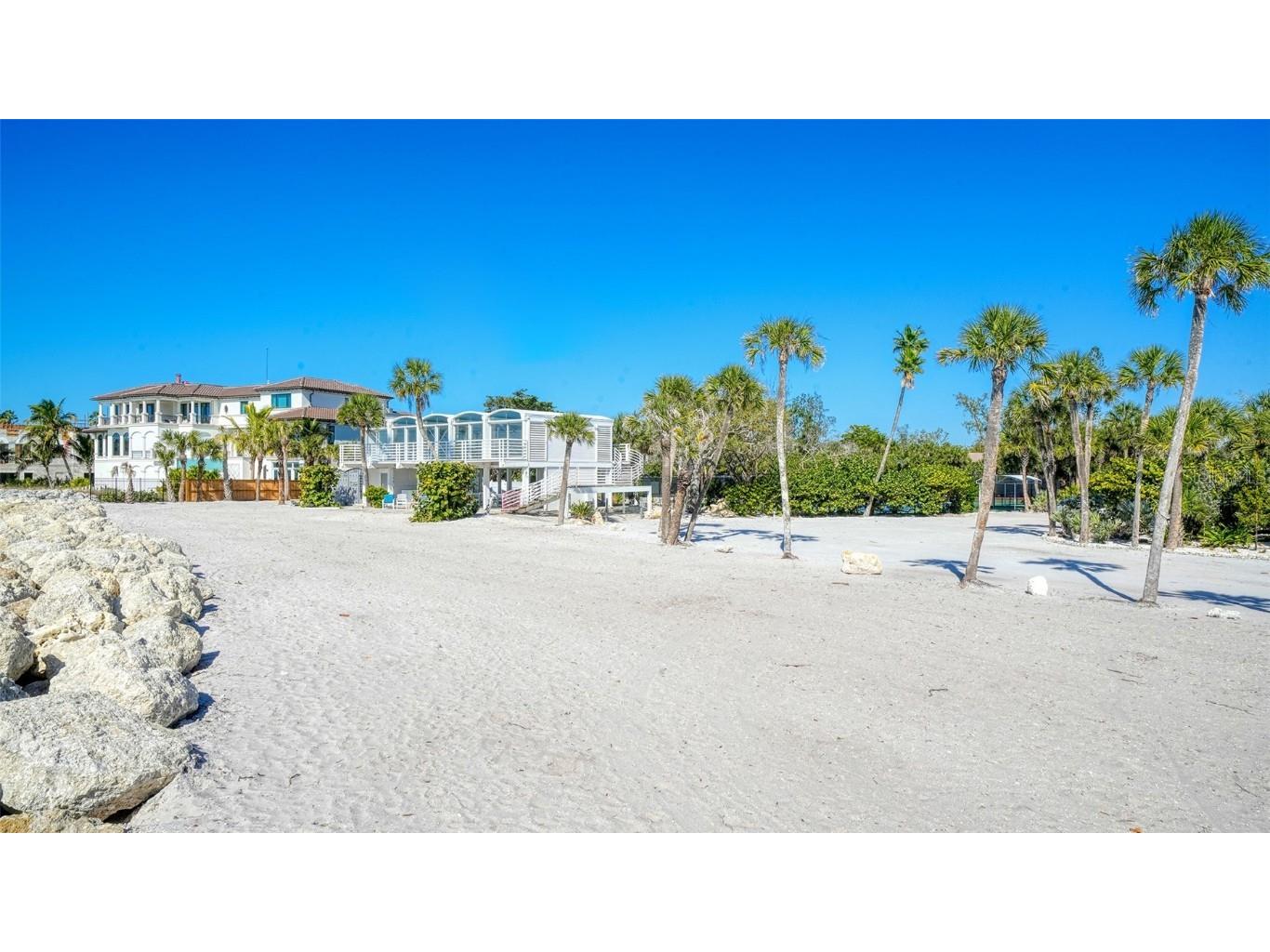 7221 Plovers Way Sarasota FL 34242 - HERON LAGOON A4675508 image95