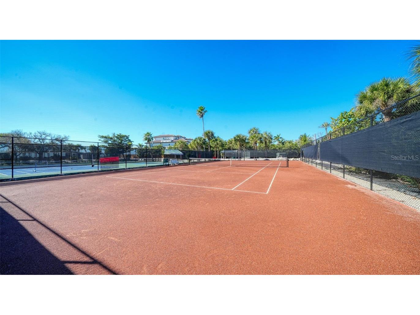 7221 Plovers Way Sarasota FL 34242 - HERON LAGOON A4675508 image98