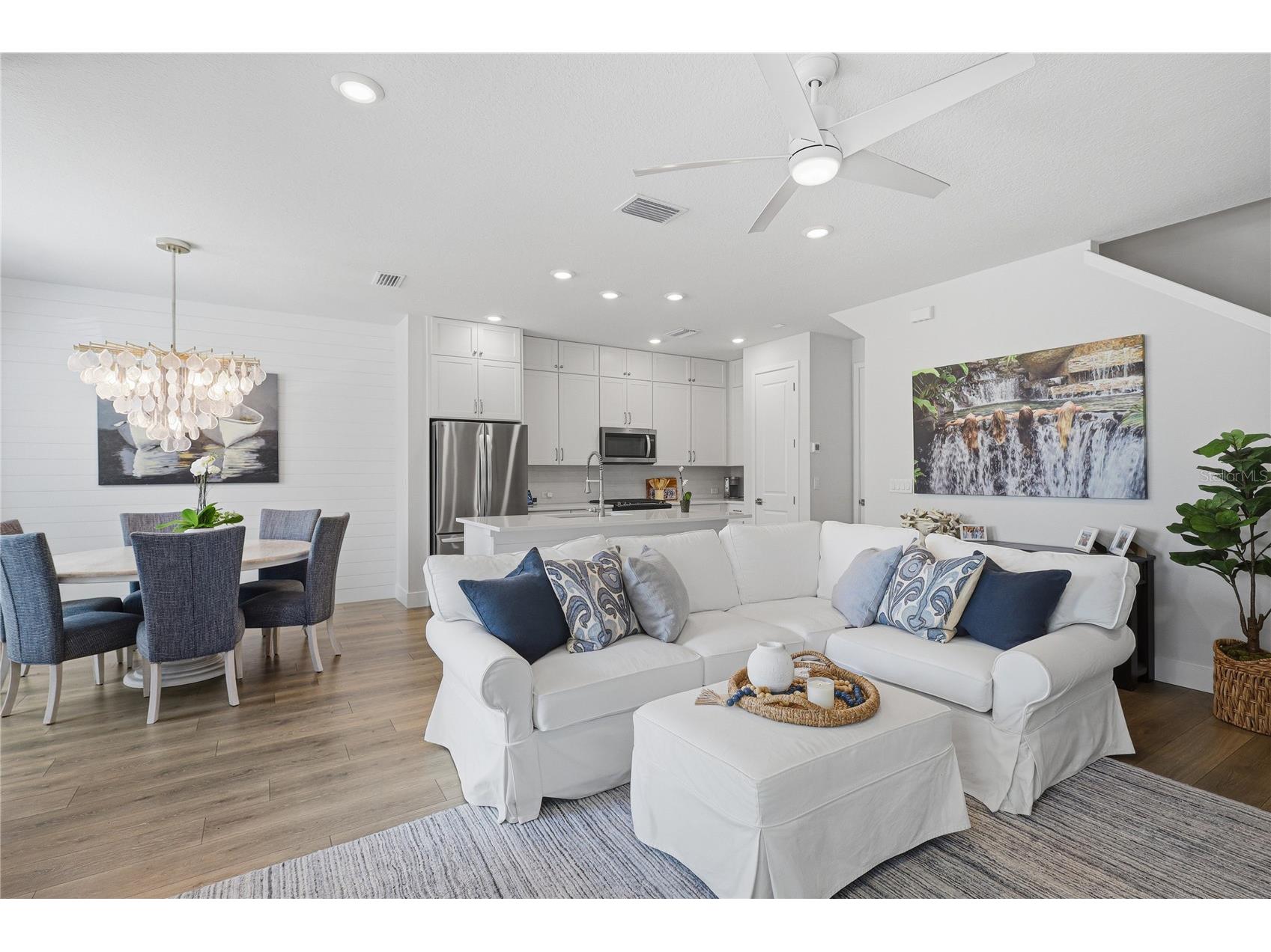 7221 Sutton Lane Sarasota FL 34240 A4688964 image3