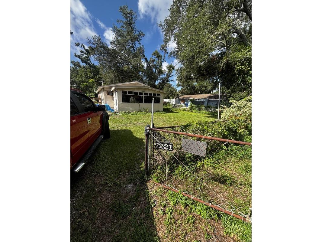 7221 Westinghouse Avenue Tampa FL 33619 A4700832 image1