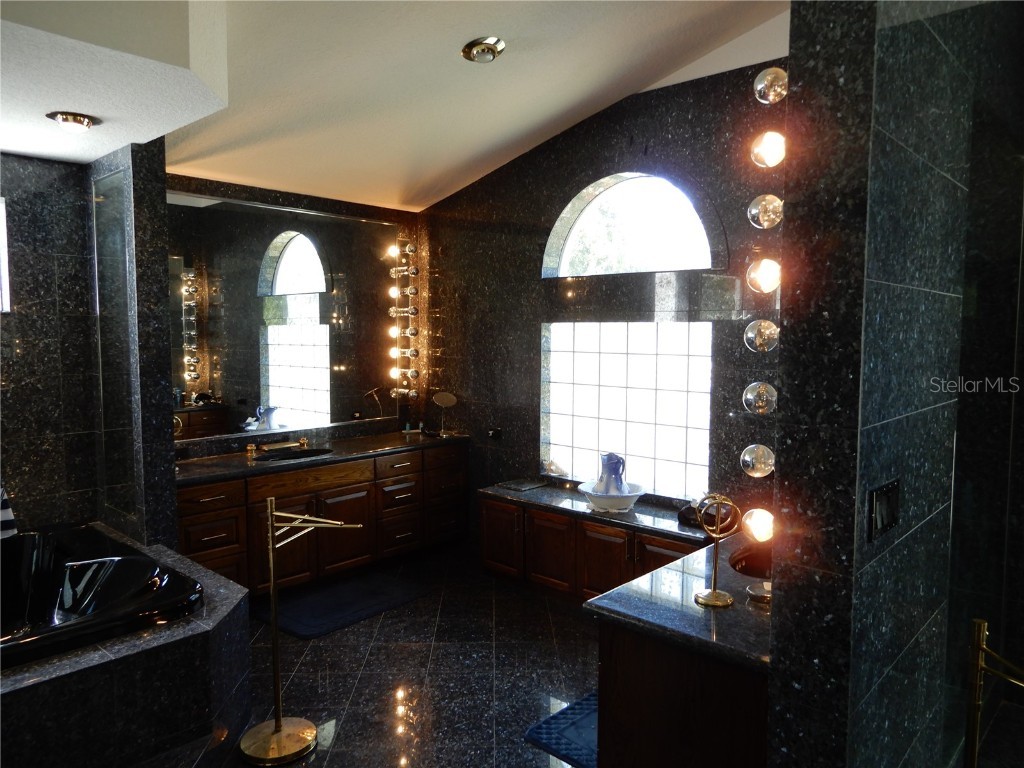 7222 Auburn Lane New Port Richey FL 34654 TB8418382 image25