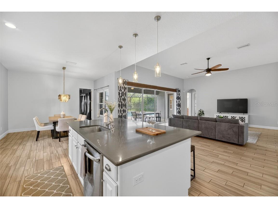 7223 Bowspirit Place Apollo Beach FL 33572 TB8426798 image32